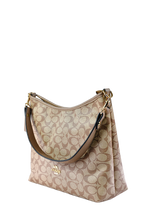 Coach Laurel - Tresolo-amr