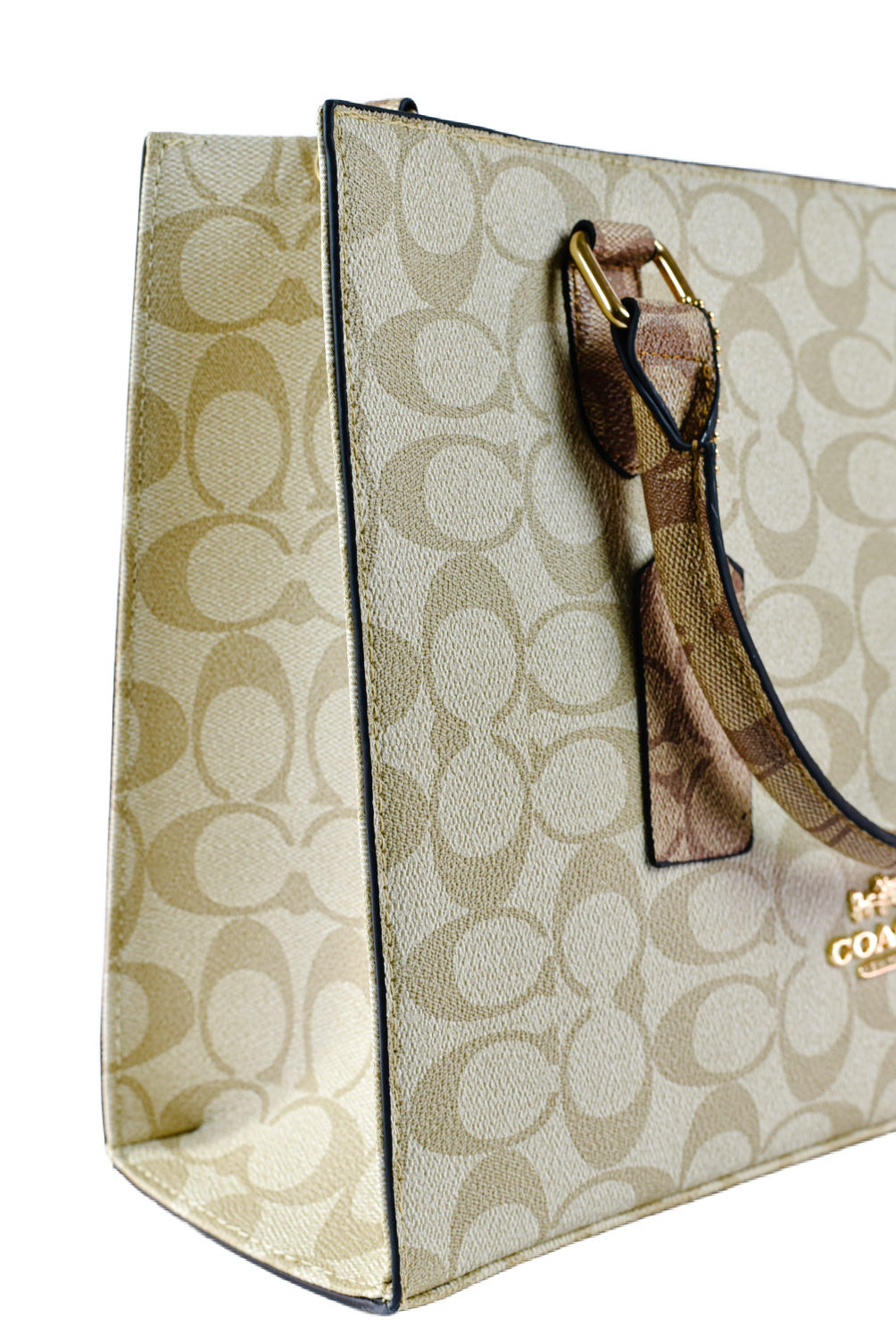 Coach Maggie - Tresolo-amr