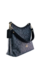 Coach Laurel - Tresolo-amr