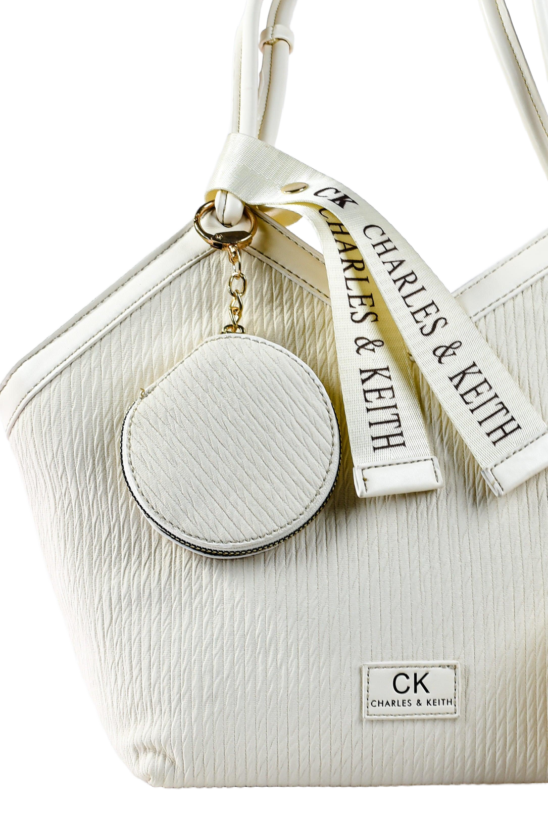 Charles & Keith - Tresolo-amr